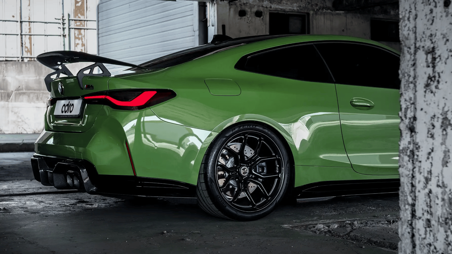 Pfsiter Autotechnik- Shop field adro g8x m3 m4 green rear