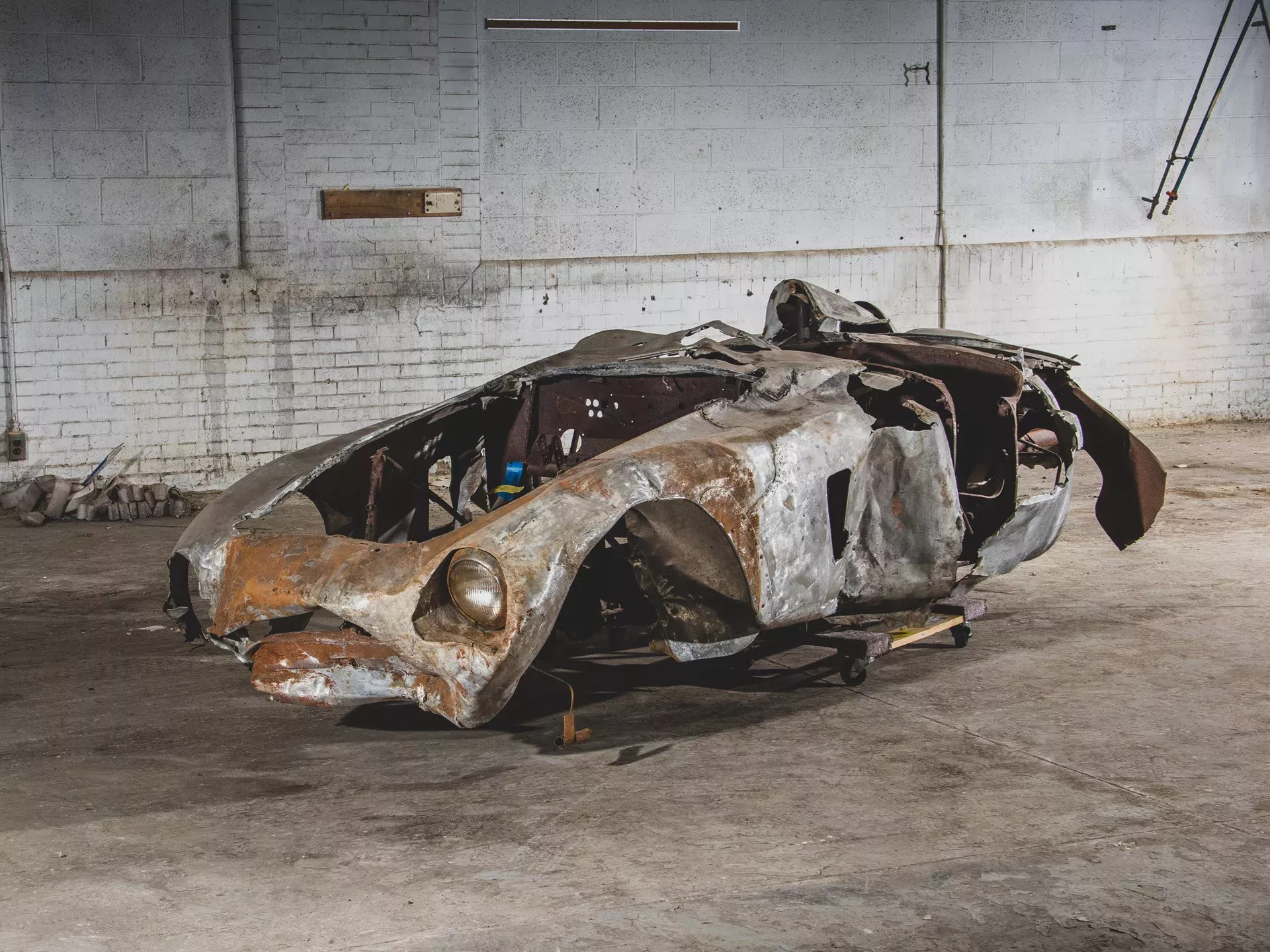 nvestment Guide: "A Charred Ferrari 500 Mondial Spider Sold for €1.72 Million" A Testimony to the Resilience of the Collector Car Market