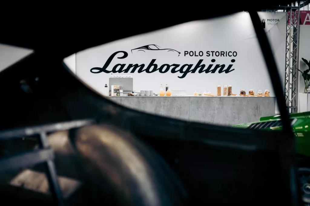 Countach LP 400: Lamborghini Polo Storico's Mostra Unprecedented a Bologna 3 Pfsiter Autotechnik- Shop 648987 scaled 2
