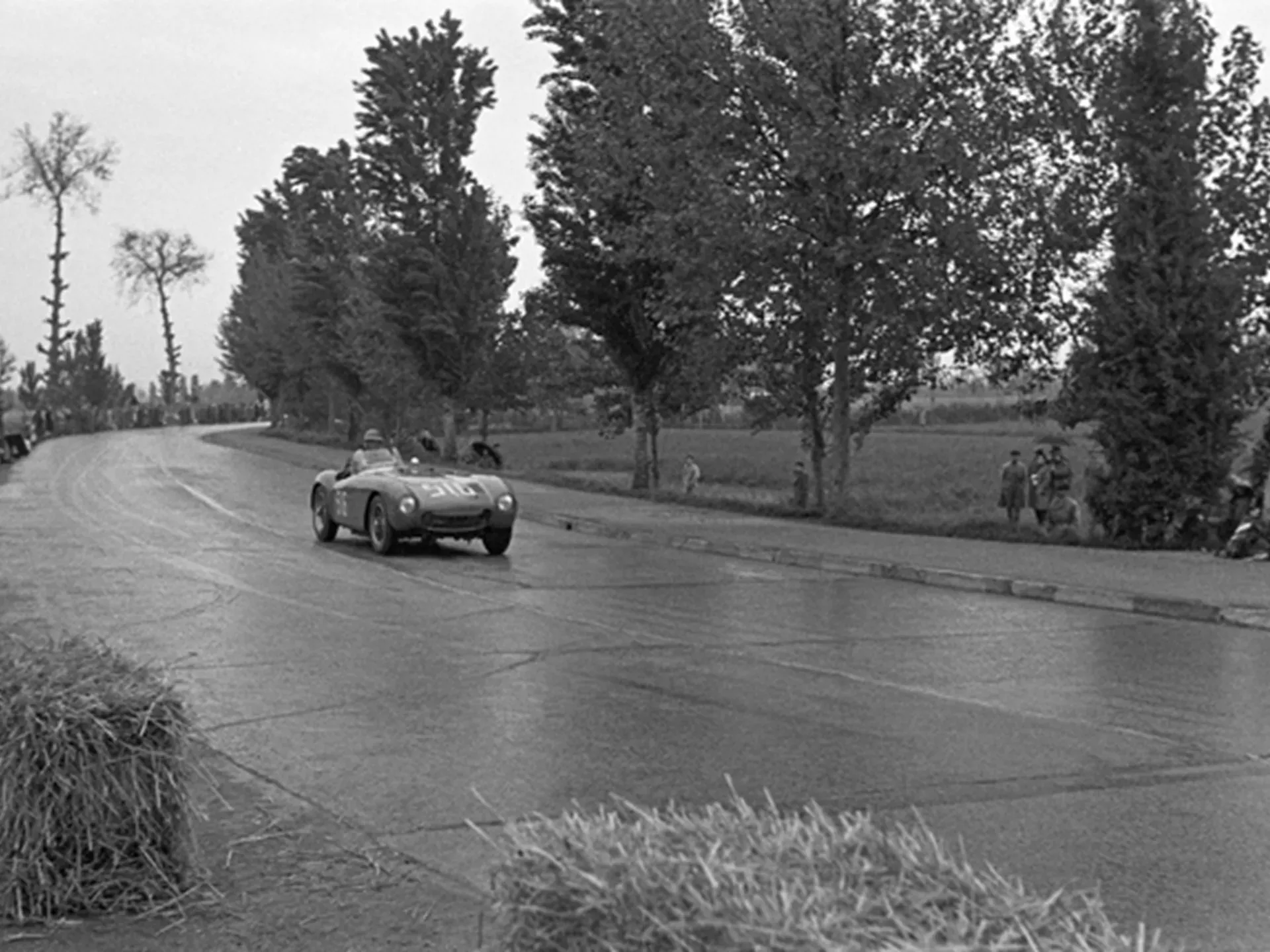 Investment Guide: "A Charred Ferrari 500 Mondial Spider Sold for €1.72 Million" A Testimony to the Resilience of the Collector Car Market 3 Pfsiter Autotechnik- Shop bf46df9891b4d8fe6d697cc3686ca5b270360bd9 jpg