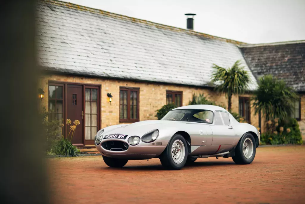 Jaguar E-Type Lightweight Low Drag 2 Pfsiter Autotechnik- Shop b31i7174