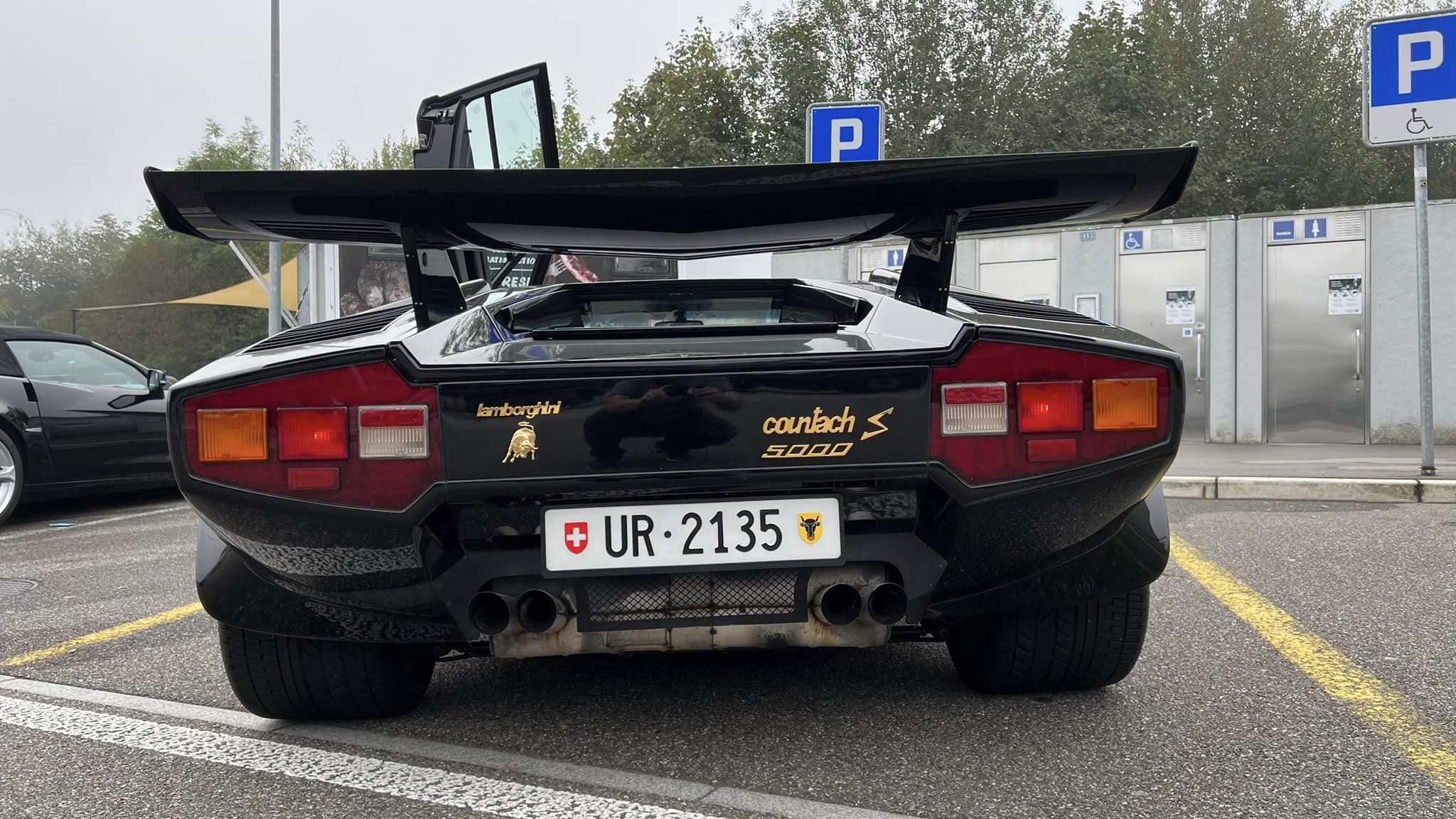 Unveiling the Legend: Lamborghini Countach 5000 S (LP 500S) A Symphony of Design Power and Automotive Mastery 3 Pfsiter Autotechnik- Shop 425980741 10224521559608755 5865655792476229937 n
