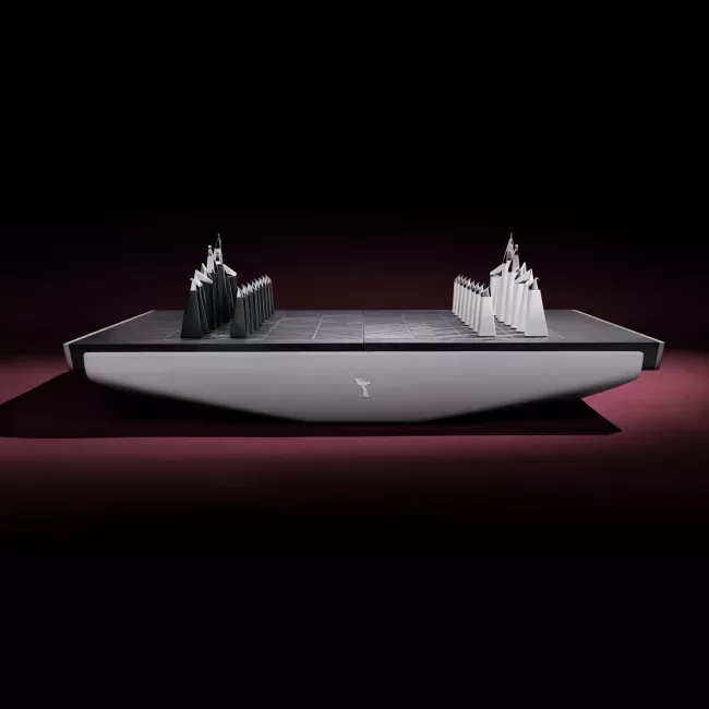 Rolls-Royce - Chess Set