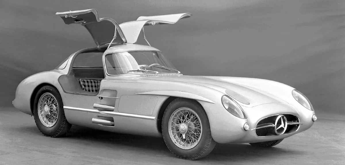 Mercedes W196R,Mercedes 300 SLR Uhlenhaut , Mille Miglia, Fangio, Moss From legacy to a $135 000 000 Financial Grail 6 Pfsiter Autotechnik- Shop das mercedes 300 slr uhlenhaut coupe ist das teuerste auto der welt